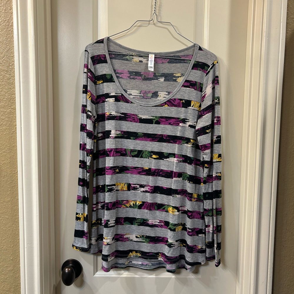 S Lularoe Lynnae Striped Floral Long Sleeve Top